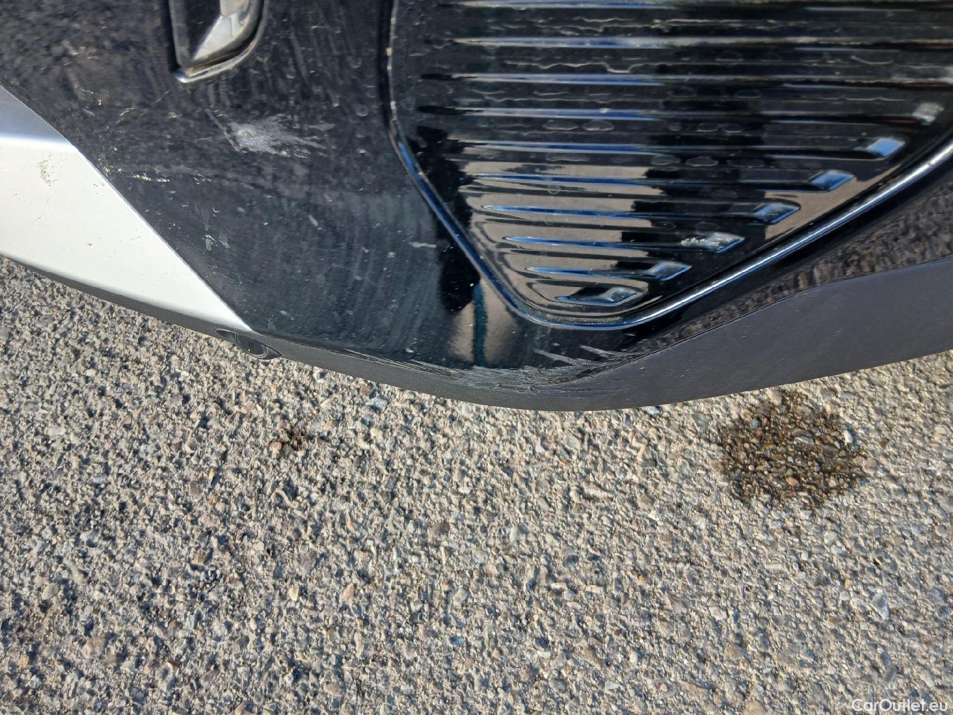  Peugeot  3008 PEUGEOT  / 2020 / 5P / todoterreno 1.5 BlueHDi 96kW S&S Allure Pack EAT8 #32