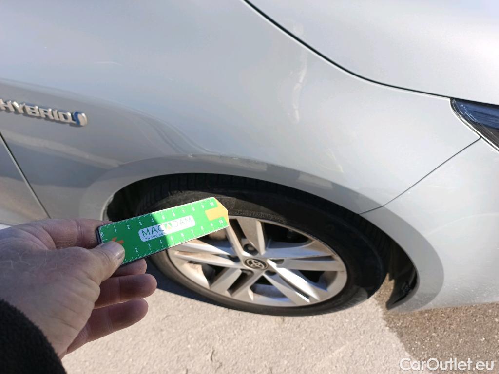  Toyota  Corolla TOYOTA  / 2019 / 5P / familiar 1.8 125H ACTIVE TECH E-CVT TOU SPORT #17