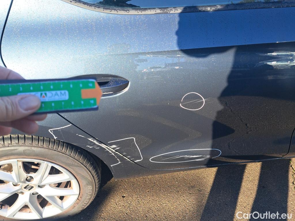  Land Rover  Discovery SEAT Nuevo León / 2020 / 5P / berlina con portón 1.0 TSI 81kW S&S Style Go (AC) #6