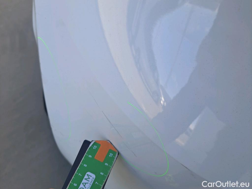  Renault  Clio RENAULT  / 2019 / 5P / berlina con portón Business Blue dCi 63 kW (85CV) #29