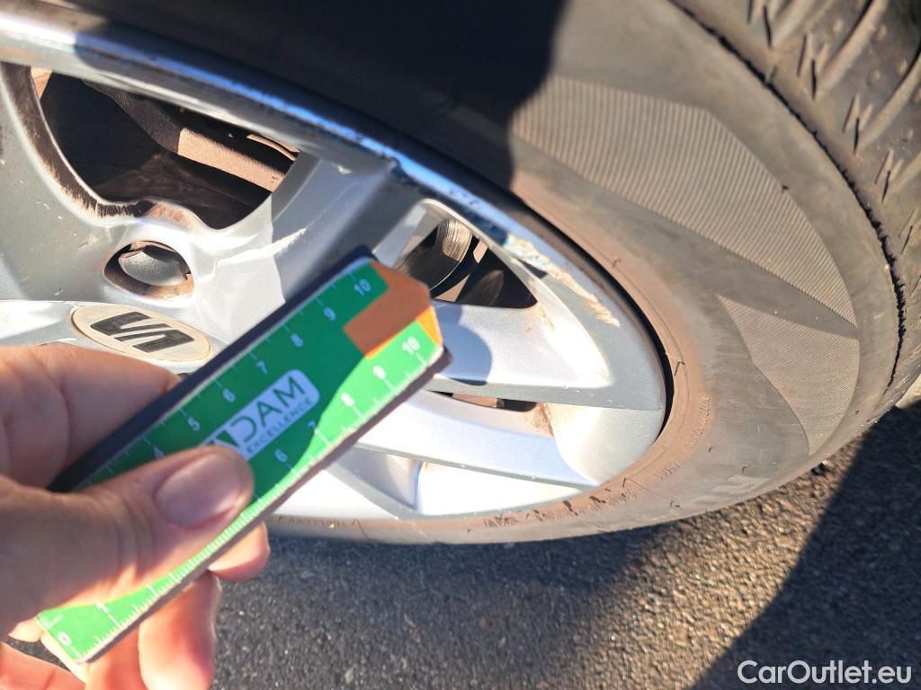  Land Rover  Discovery SEAT Nuevo León / 2020 / 5P / berlina con portón 1.0 TSI 81kW S&S Style Go (AC) #29