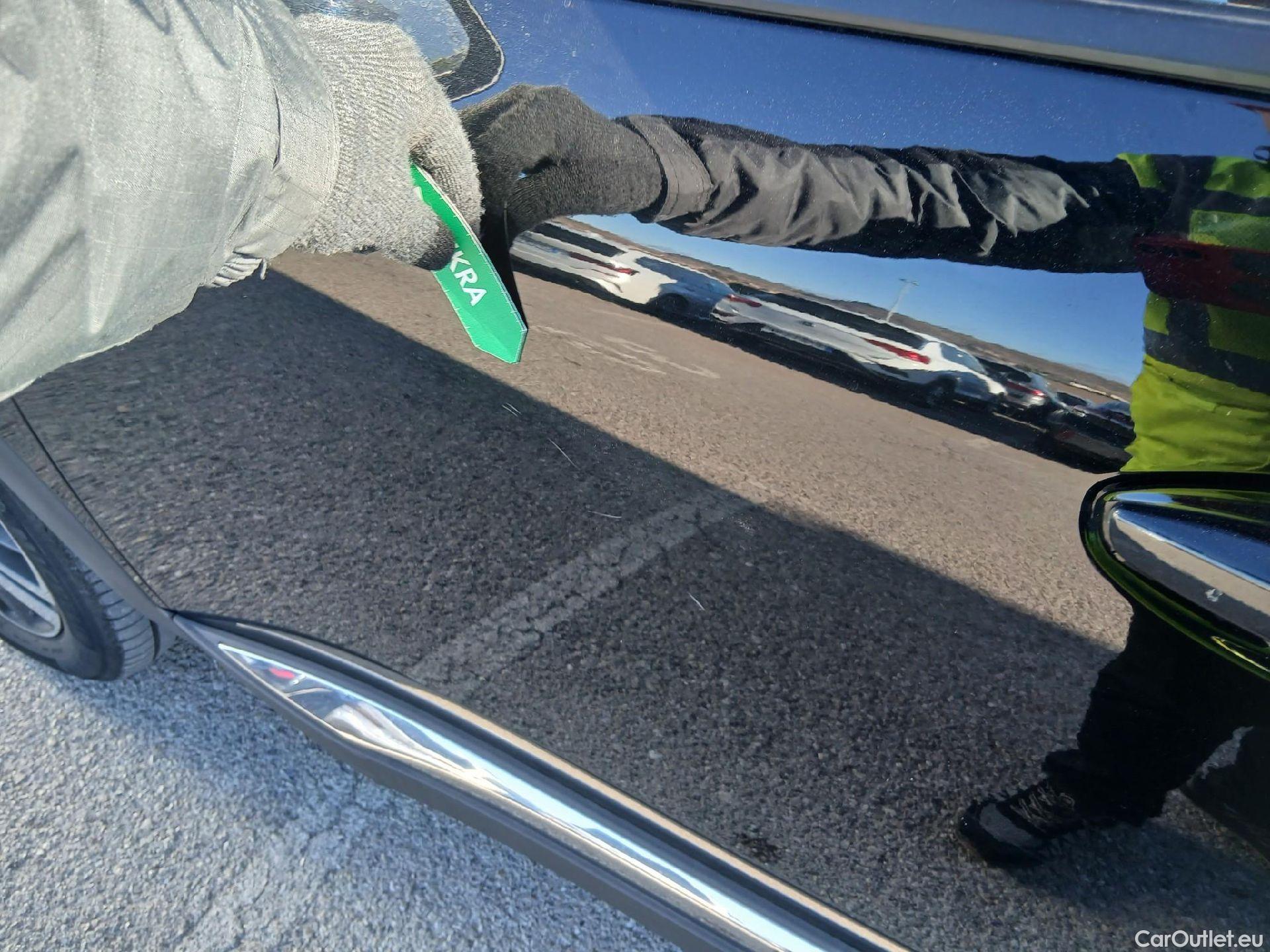  Peugeot  3008 PEUGEOT  / 2020 / 5P / todoterreno 1.5 BlueHDi 96kW S&S Allure Pack EAT8 #7