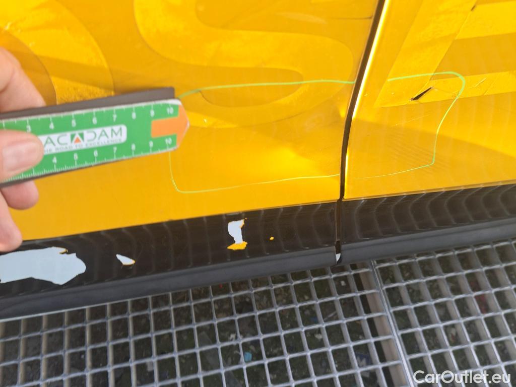  Renault  Clio RENAULT  / 2019 / 5P / berlina con portón Business Blue dCi 63 kW (85CV) #19