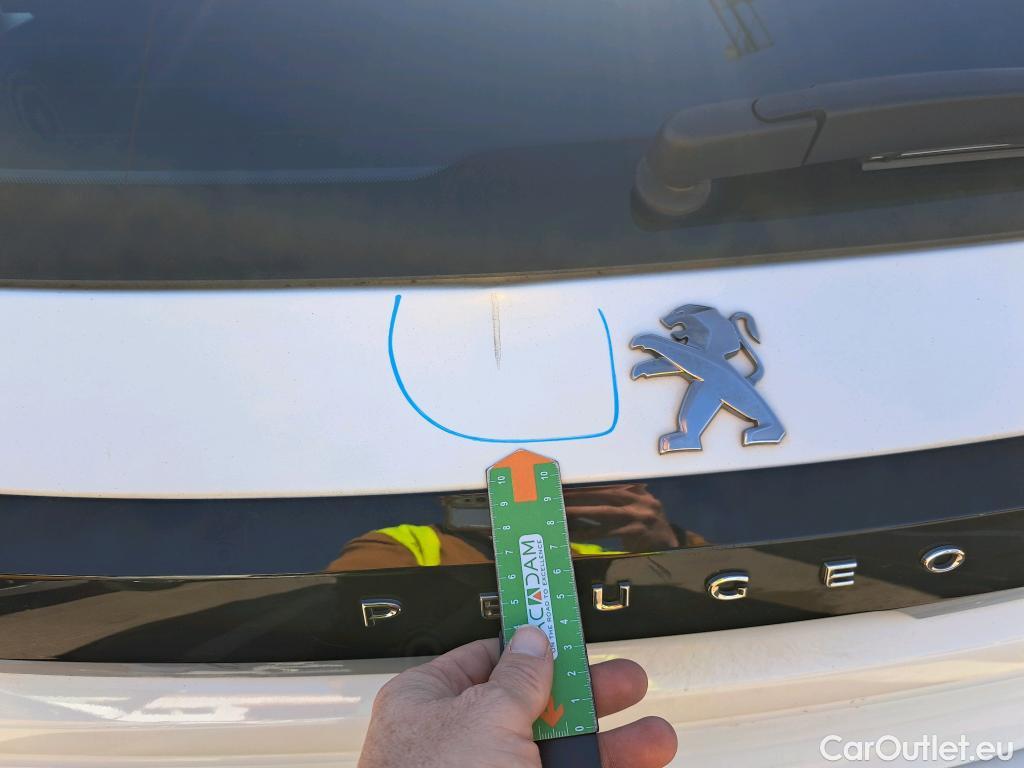  Peugeot  208 PEUGEOT  / 2019 / 5P / berlina con portón BlueHDi 73kW (100CV) Active Pack (AC) #6