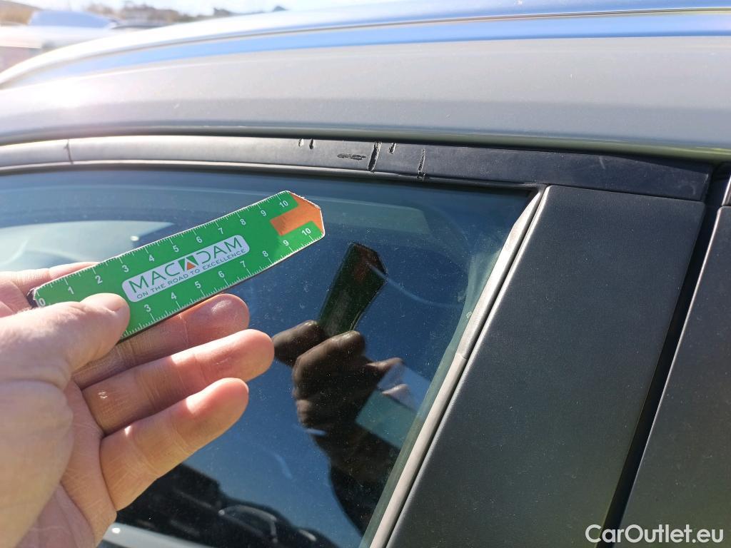  Toyota  Corolla TOYOTA  / 2019 / 5P / familiar 1.8 125H ACTIVE TECH E-CVT TOU SPORT #5