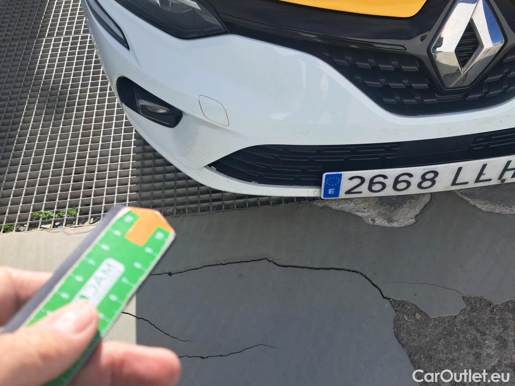  Renault  Clio RENAULT  / 2019 / 5P / berlina con portón Business Blue dCi 63 kW (85CV) #43