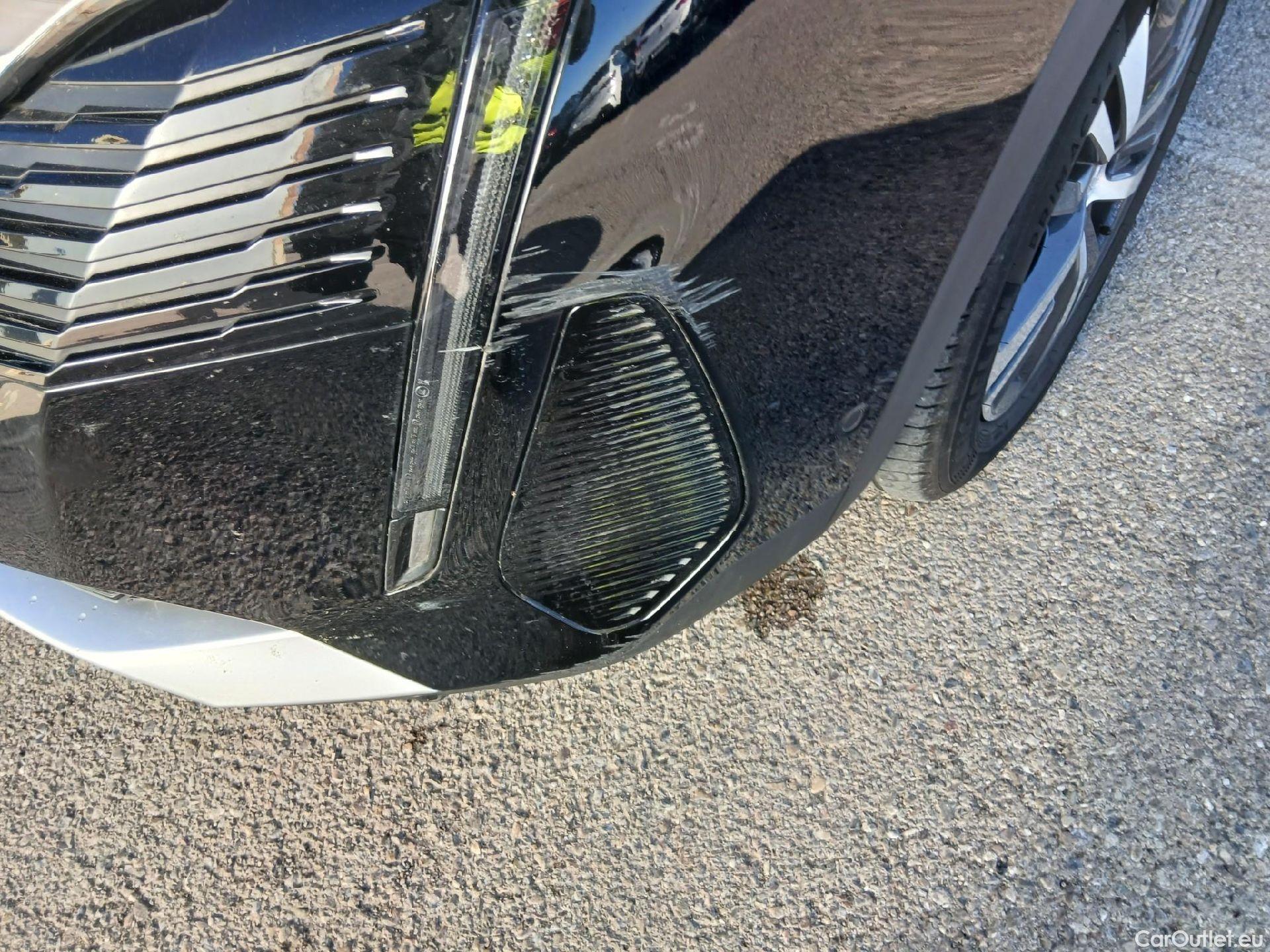  Peugeot  3008 PEUGEOT  / 2020 / 5P / todoterreno 1.5 BlueHDi 96kW S&S Allure Pack EAT8 #3