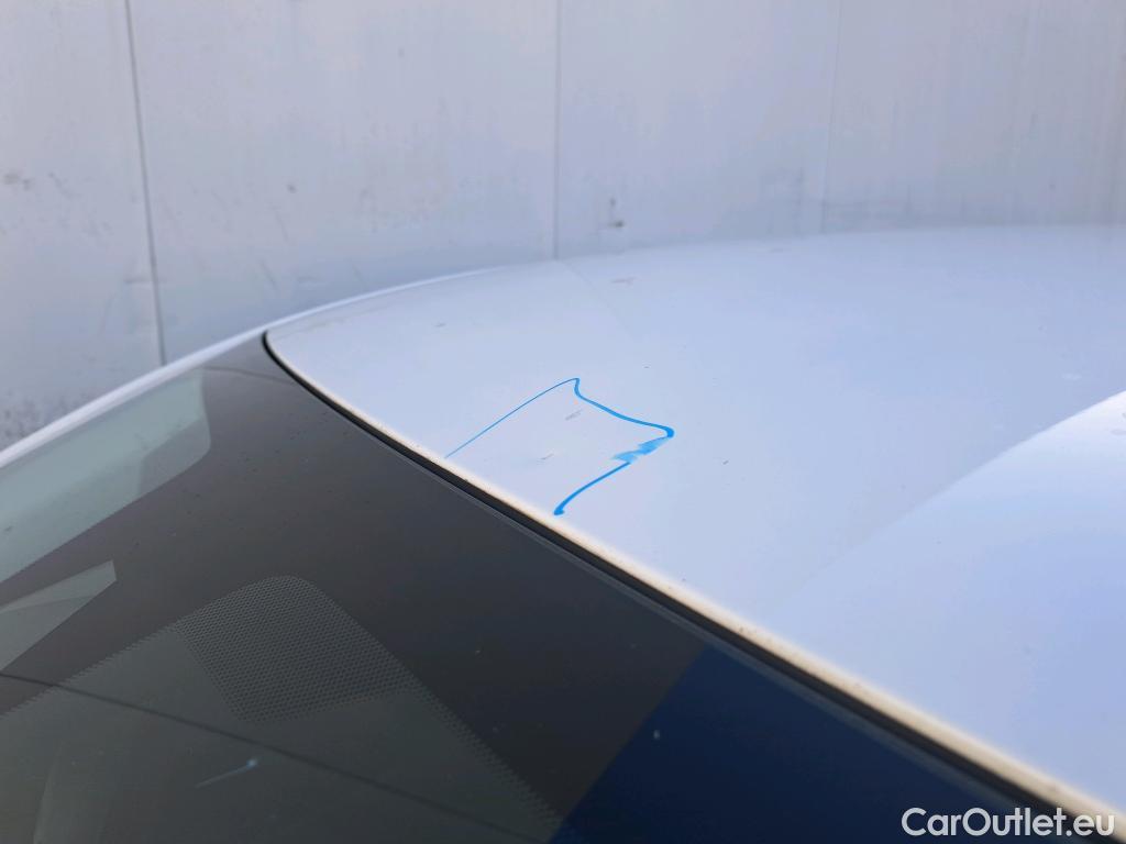  Peugeot  208 PEUGEOT  / 2019 / 5P / berlina con portón BlueHDi 73kW (100CV) Active Pack (AC) #3