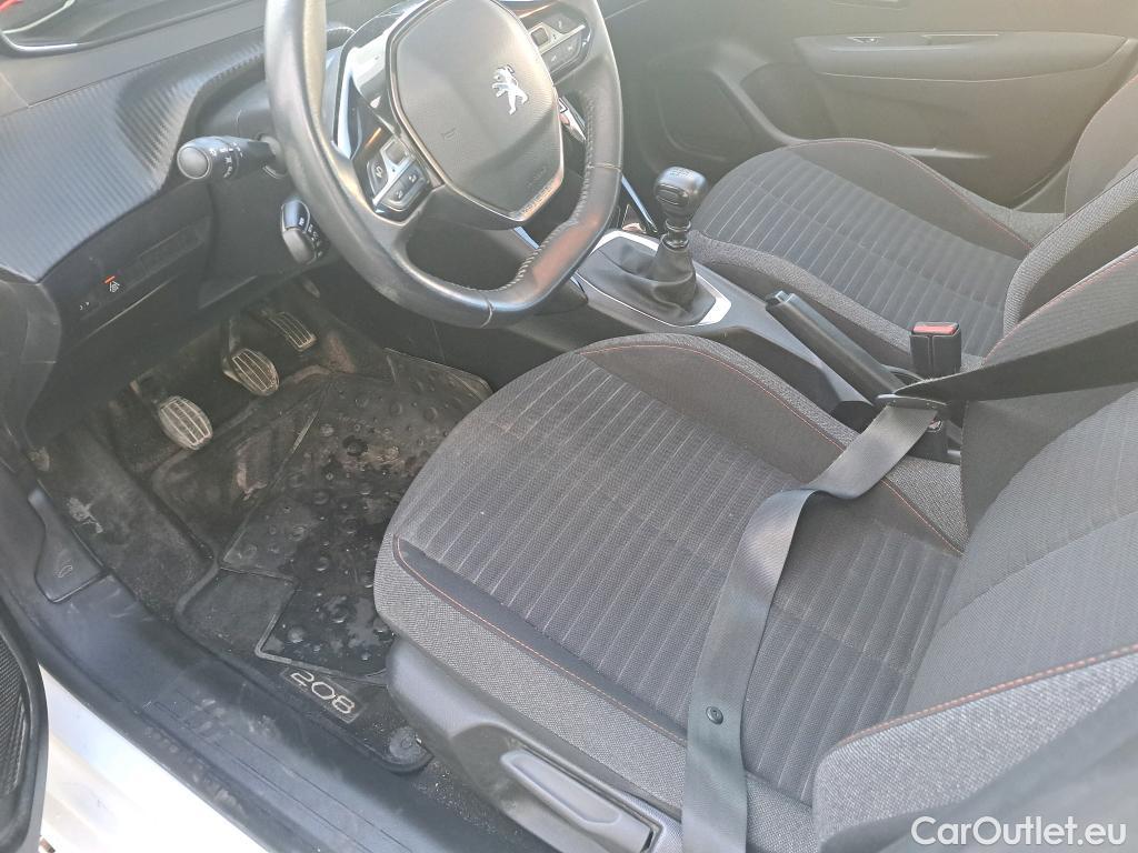  Peugeot  208 PEUGEOT  / 2019 / 5P / berlina con portón BlueHDi 73kW (100CV) Active Pack (AC) #20