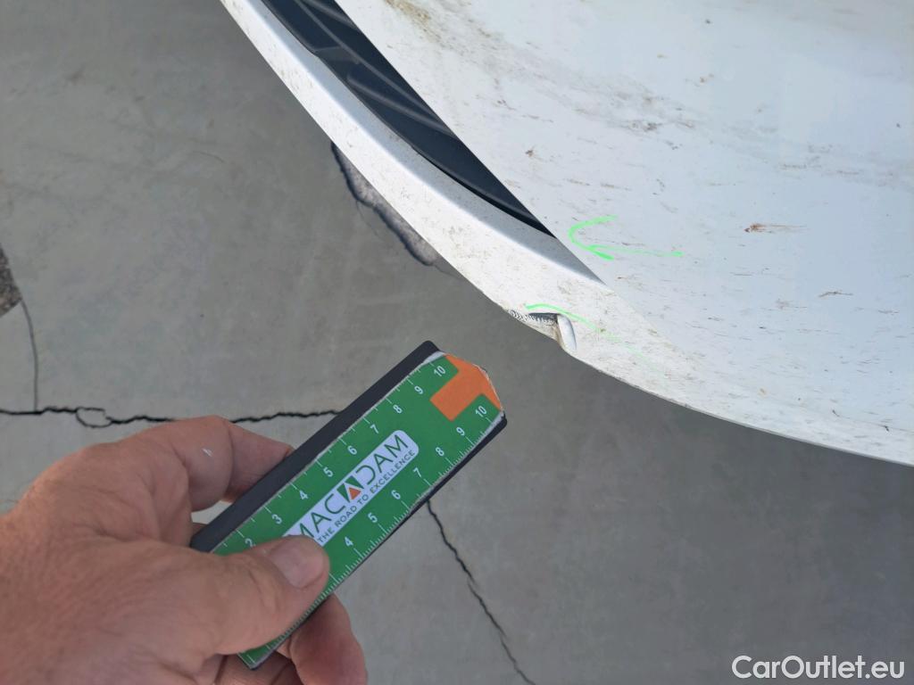  Renault  Clio RENAULT  / 2019 / 5P / berlina con portón Business Blue dCi 63 kW (85CV) #21