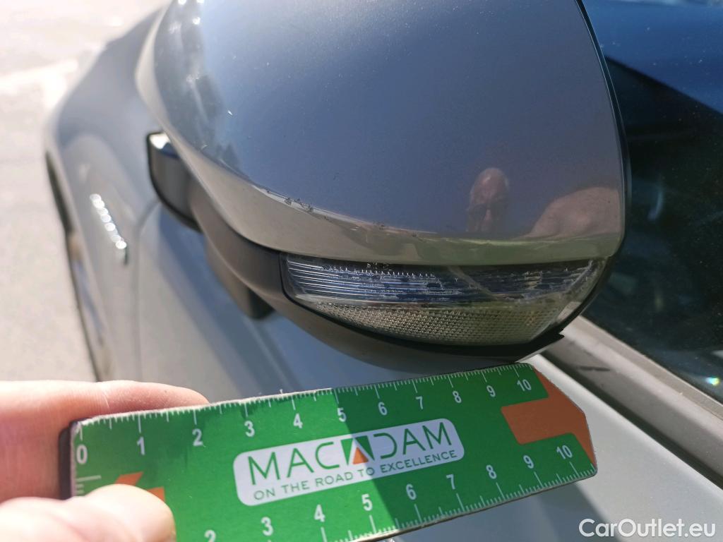  Toyota  Corolla TOYOTA  / 2019 / 5P / familiar 1.8 125H ACTIVE TECH E-CVT TOU SPORT #2