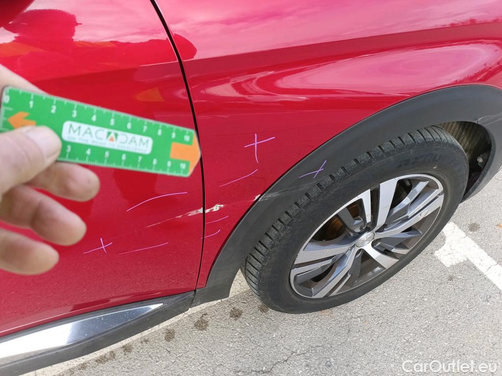  Peugeot  5008 PEUGEOT  / 2020 / 5P / todoterreno 1.5 BlueHDi 96kW S&S Allure Pack EAT8 #5