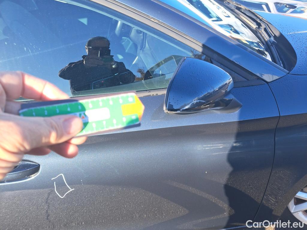  Land Rover  Discovery SEAT Nuevo León / 2020 / 5P / berlina con portón 1.0 TSI 81kW S&S Style Go (AC) #42