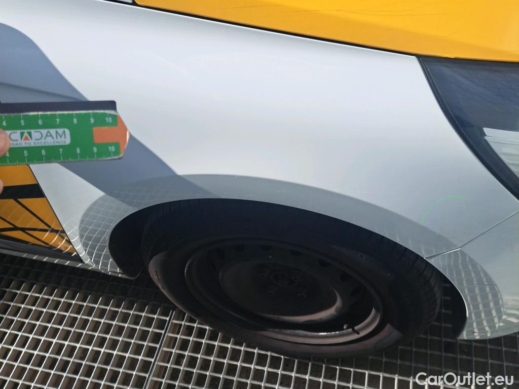  Renault  Clio RENAULT  / 2019 / 5P / berlina con portón Business Blue dCi 63 kW (85CV) #46