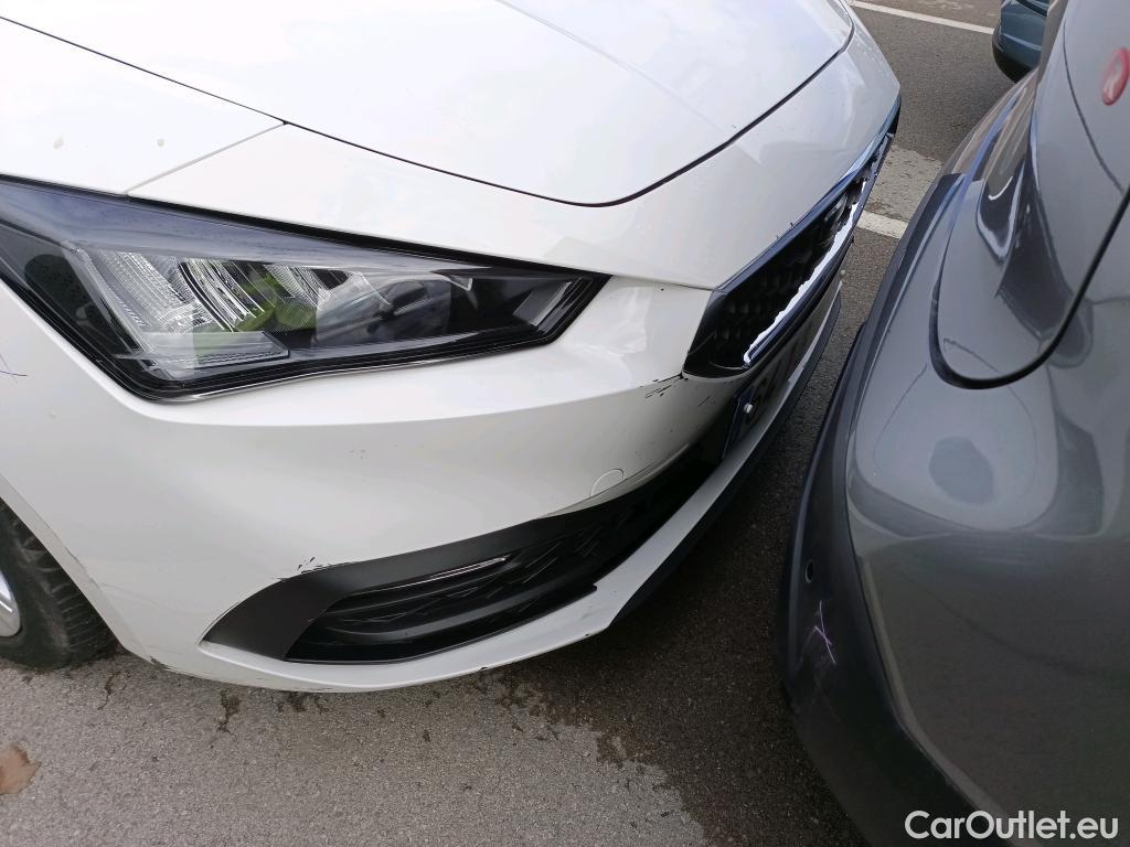  Land Rover  Discovery SEAT Nuevo León / 2020 / 5P / berlina con portón 2.0 TDI 85kW S&S Style Go(SP) #27