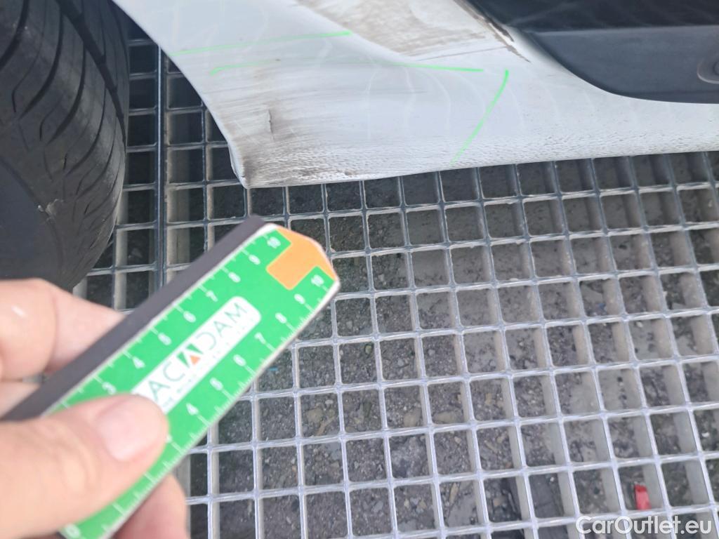  Renault  Clio RENAULT  / 2019 / 5P / berlina con portón Business Blue dCi 63 kW (85CV) #7