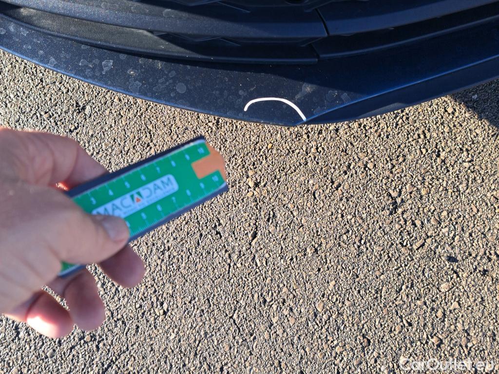  Land Rover  Discovery SEAT Nuevo León / 2020 / 5P / berlina con portón 1.0 TSI 81kW S&S Style Go (AC) #18