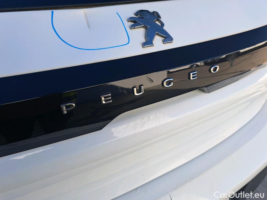  Peugeot  208 PEUGEOT  / 2019 / 5P / berlina con portón BlueHDi 73kW (100CV) Active Pack (AC) #30