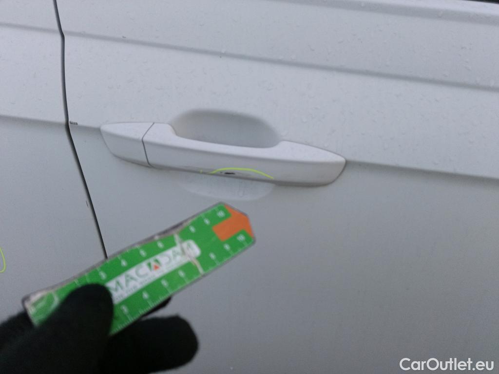  Volkswagen  Polo VOLKSWAGEN  / 2017 / 5P / berlina con portón Advance 1.0 TSI 70kW (95CV) #31