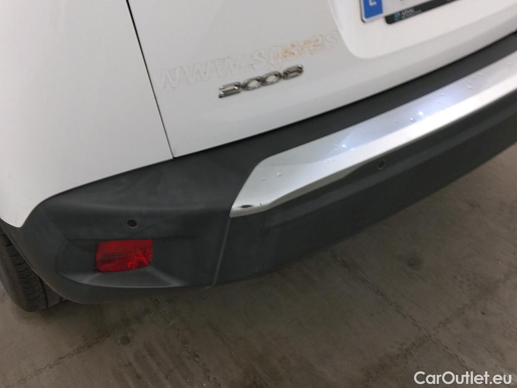  Peugeot  2008 PEUGEOT  / 2019 / 5P / todoterreno Allure BlueHDI 81kW (110CV) #14