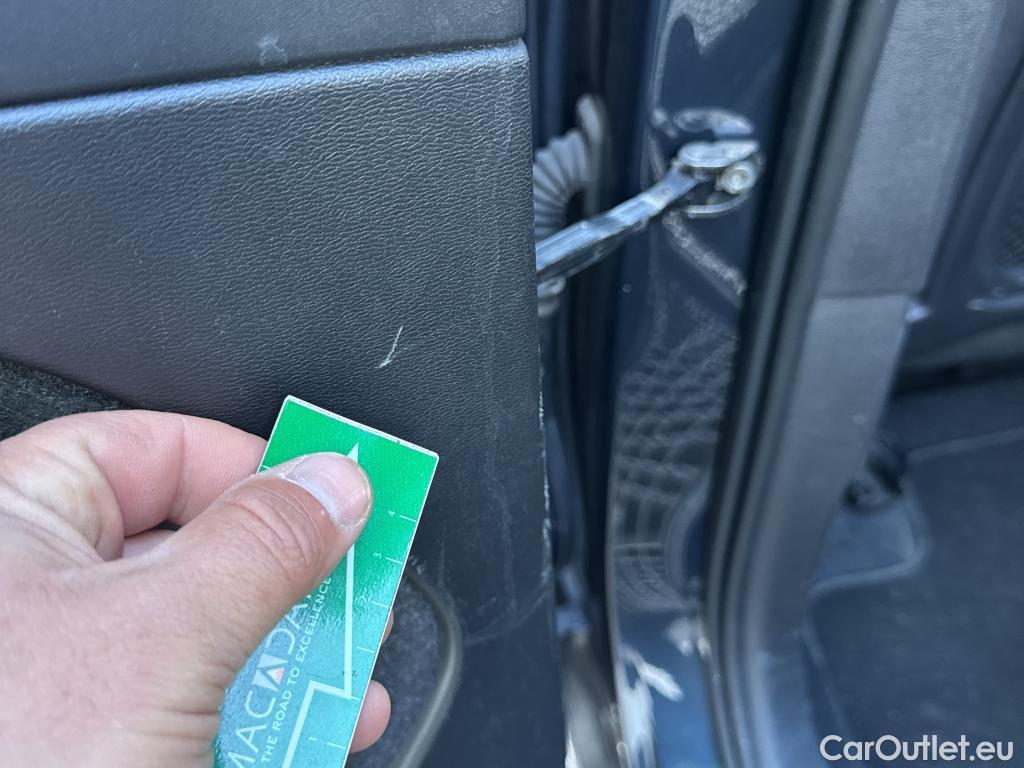  Volvo  XC 40 VOLVO XC40 / 2017 / 5P / todoterreno 1.5 T3 Momentum Pro Auto #29