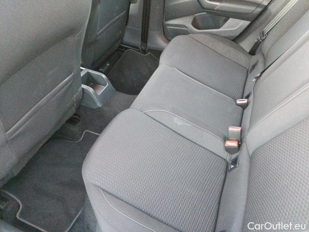  Volkswagen  Polo VOLKSWAGEN  / 2017 / 5P / berlina con portón Advance 1.0 TSI 70kW (95CV) #15