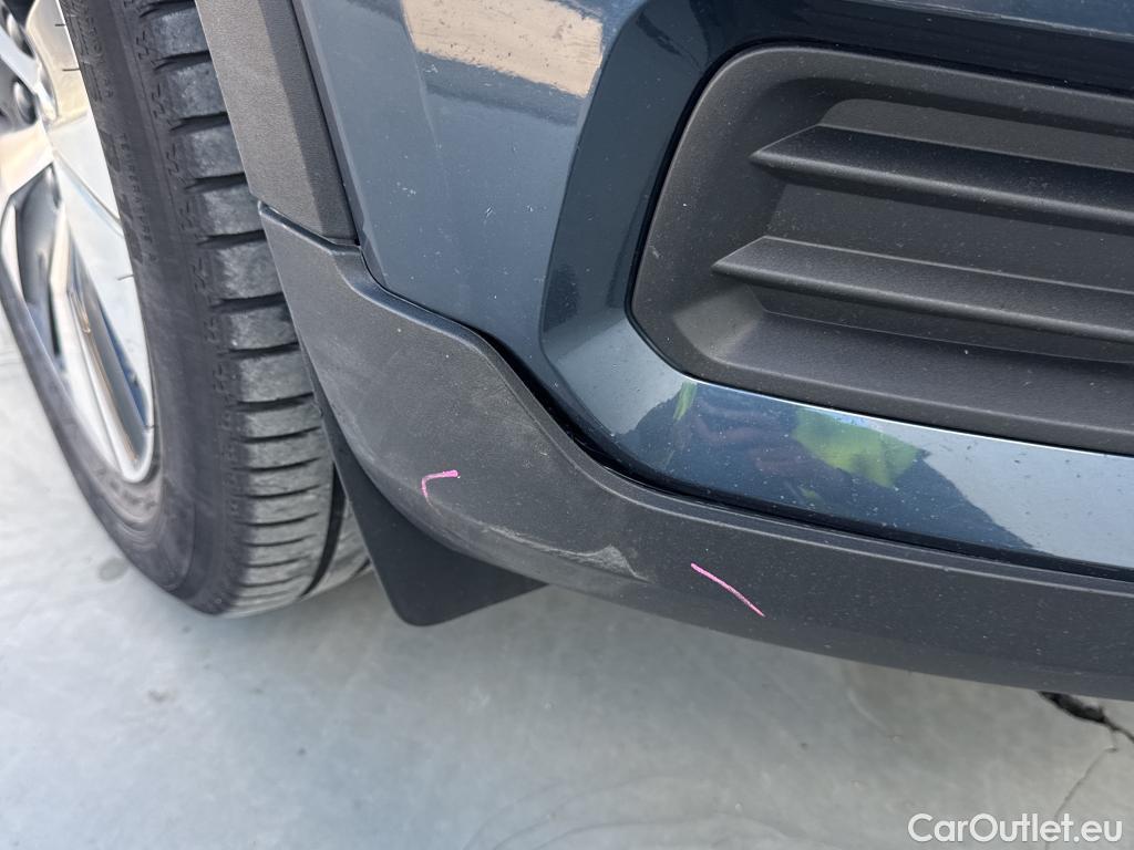  Volvo  XC 40 VOLVO XC40 / 2017 / 5P / todoterreno 1.5 T3 Momentum Pro Auto #24