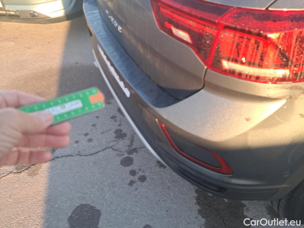  Volkswagen  T-ROC VOLKSWAGEN  / 2021 / 5P / todoterreno Life 2.0 TDI 85kW (115CV) (AC2) #23