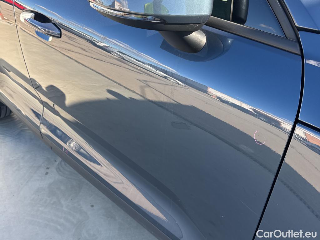  Volvo  XC 40 VOLVO XC40 / 2017 / 5P / todoterreno 1.5 T3 Momentum Pro Auto #40