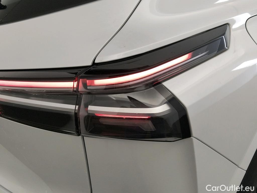  Land Rover  Discovery NISSAN QASHQAI / 2024 / 5P / todoterreno DIG-T 103kW (140CV) mHEV 4x2 Acenta #1