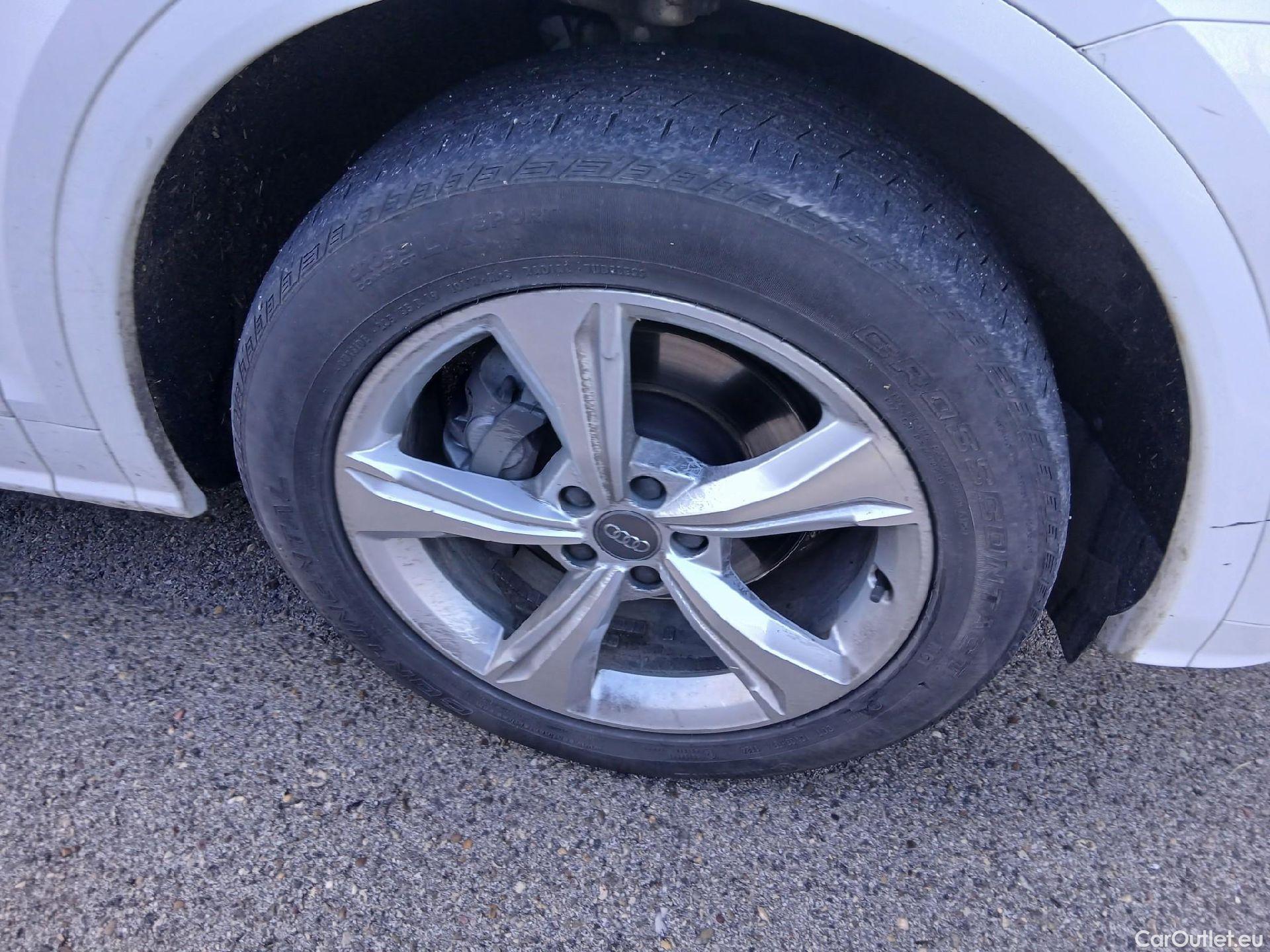  Audi  Q5 AUDI  / 2016 / 5P / todoterreno S line 35 TDI 120kW quattro S tronic (CX) #31