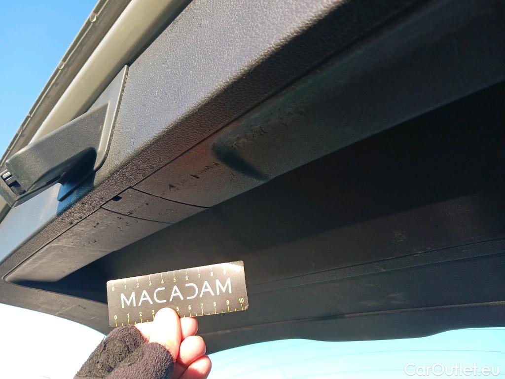  Audi  Q2 AUDI  / 2016 / 5P / todoterreno Design 30 TFSI 85kW (116CV) #27