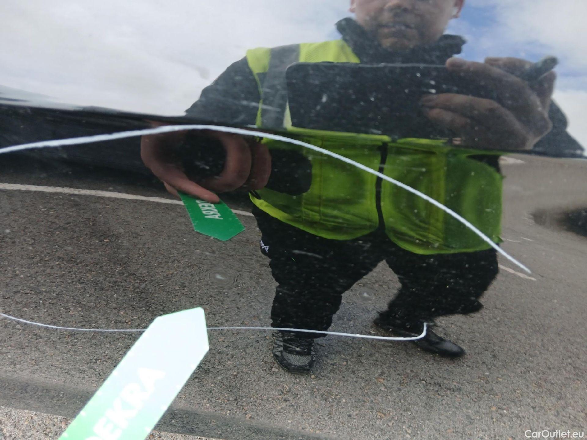  Bmw  X1 BMW  / 2022 / 5P / todoterreno sDrive18d #7