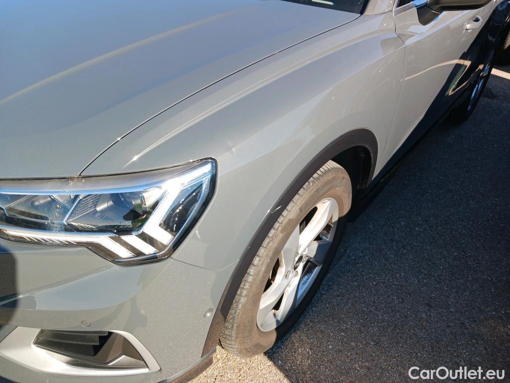  Audi  Q3 AUDI  / 2018 / 5P / todoterreno Advanced 35 TDI quattro 110kW (150CV) #10