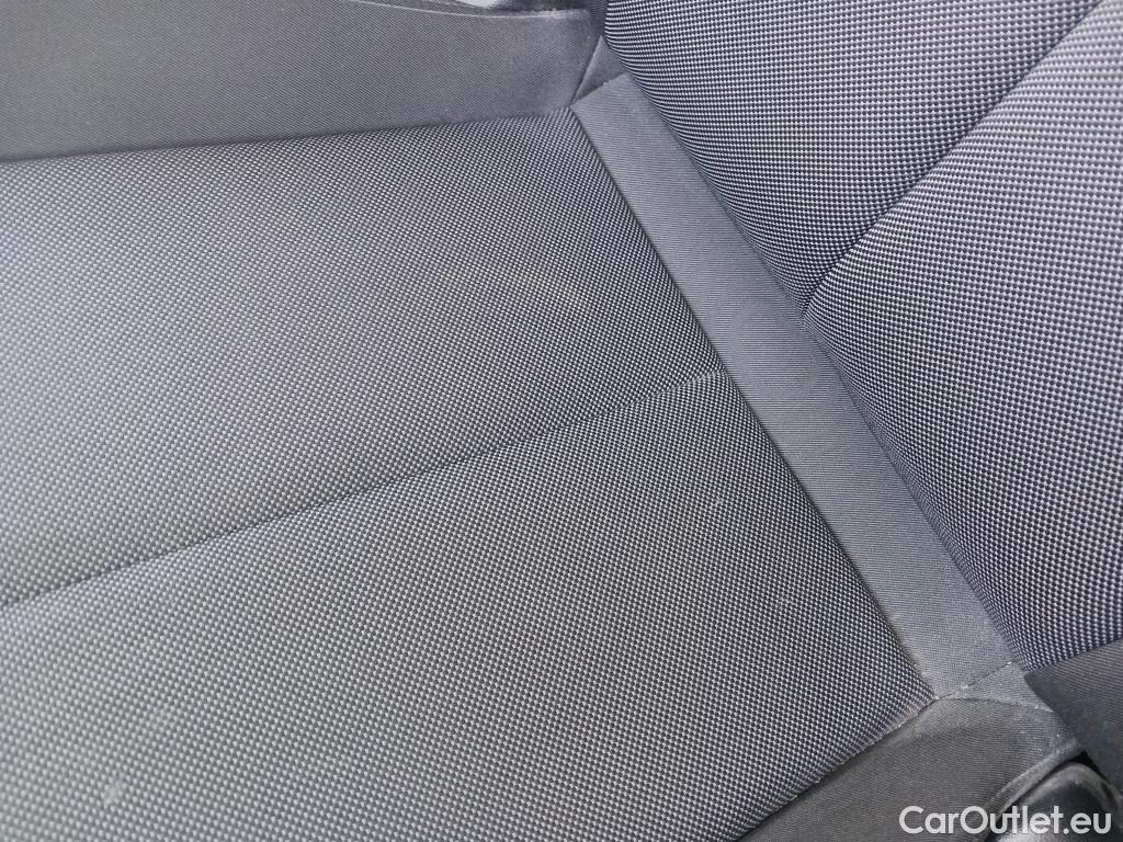  Audi  Q3 AUDI  / 2018 / 5P / todoterreno Advanced 35 TDI quattro 110kW (150CV) #9