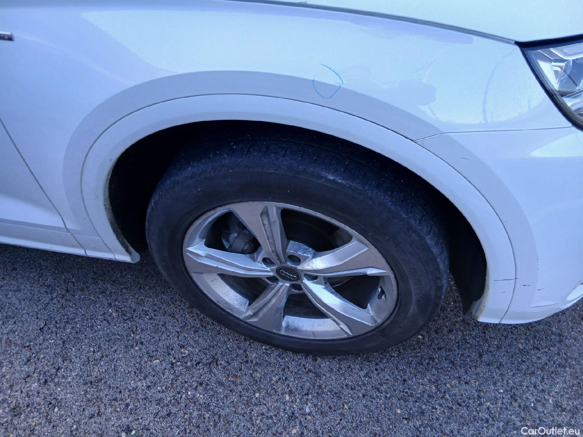  Audi  Q5 AUDI  / 2016 / 5P / todoterreno S line 35 TDI 120kW quattro S tronic (CX) #29