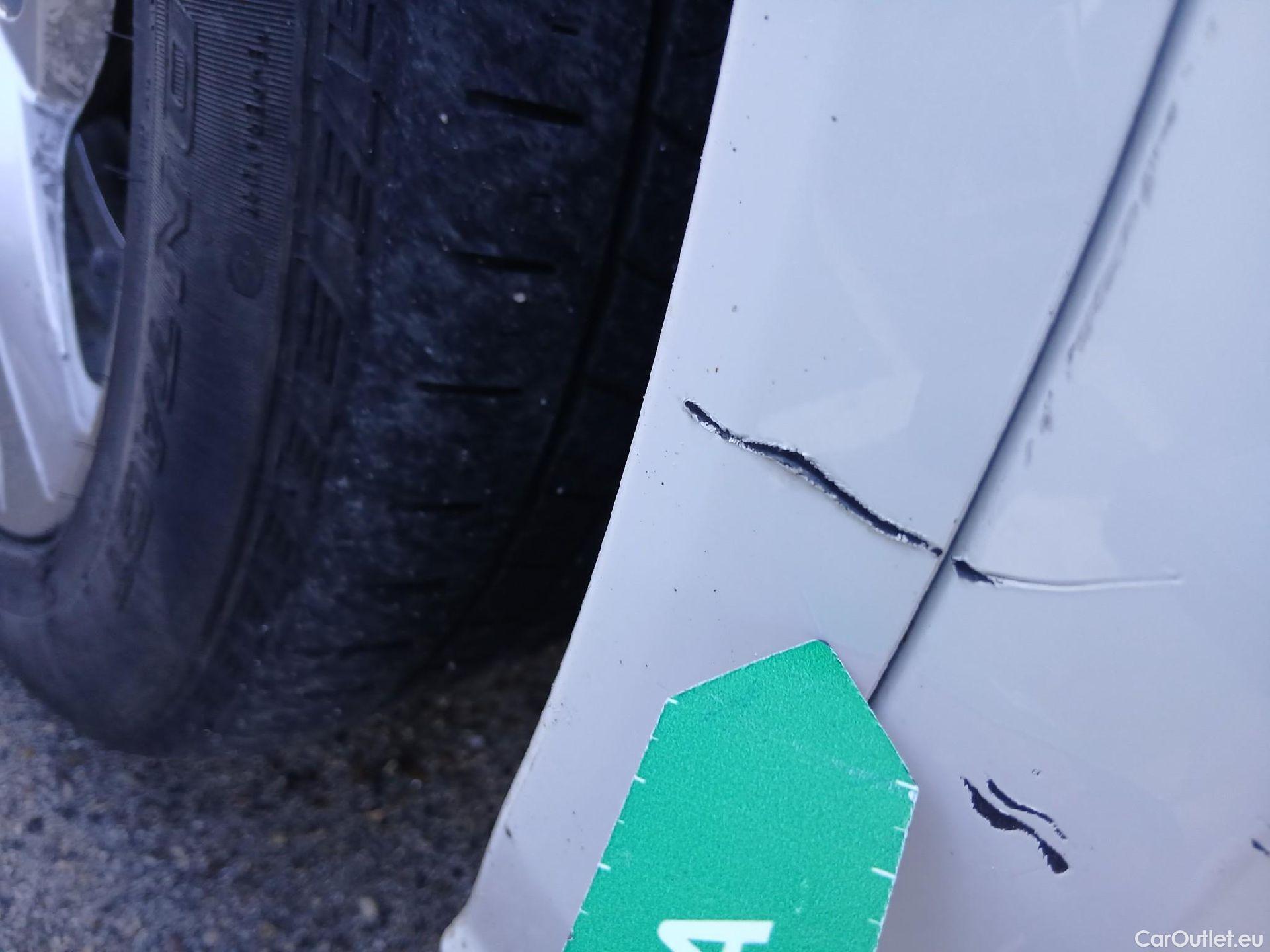  Audi  Q5 AUDI  / 2016 / 5P / todoterreno S line 35 TDI 120kW quattro S tronic (CX) #28