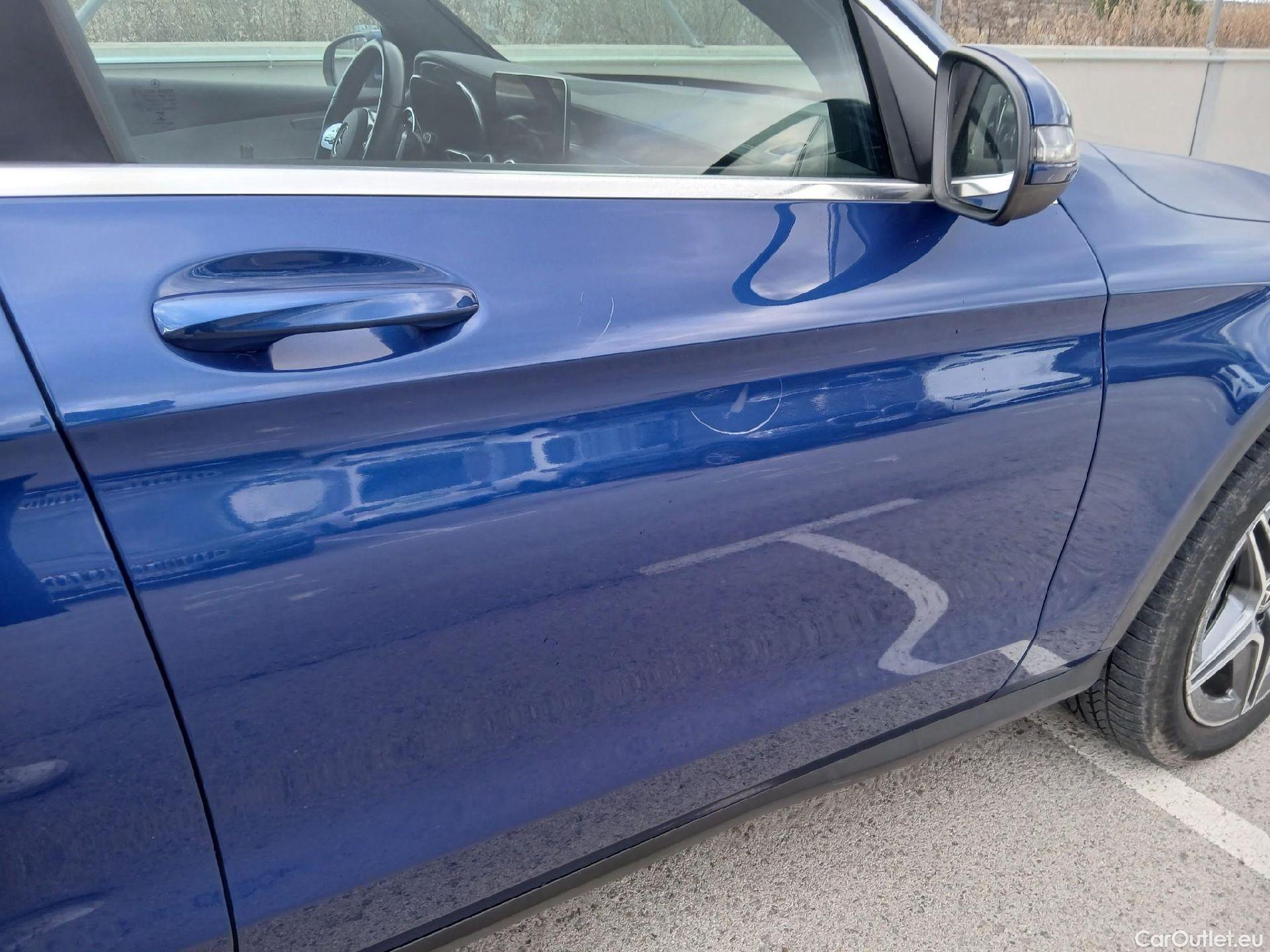  Mercedes  G-Klasee MERCEDES-BENZ GLC Coupé / 2019 / 5P / coupé GLC 300 de 4MATIC #27