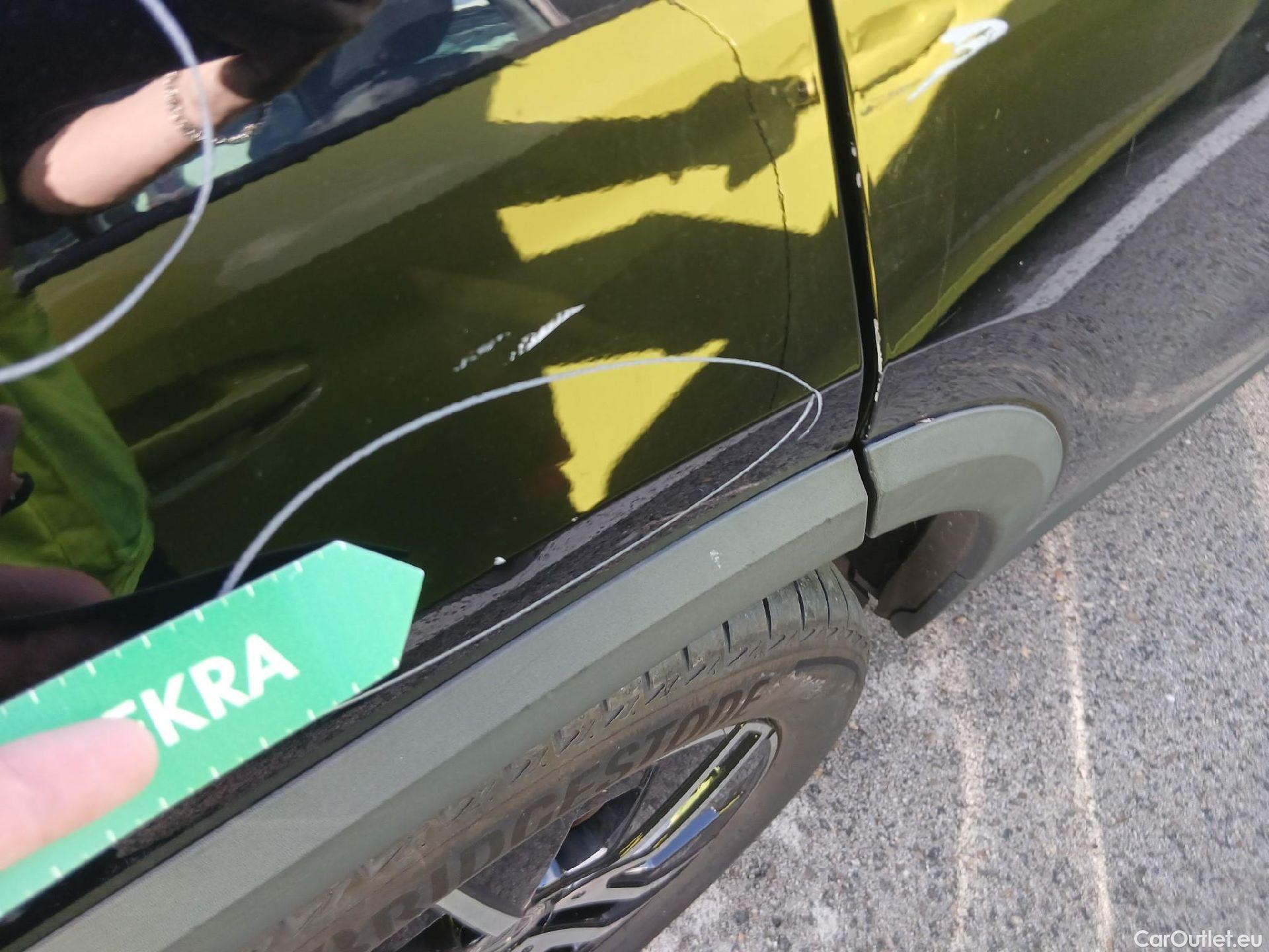  Mercedes  GLA MERCEDES-BENZ  / 2020 / 5P / todoterreno  250 e #23