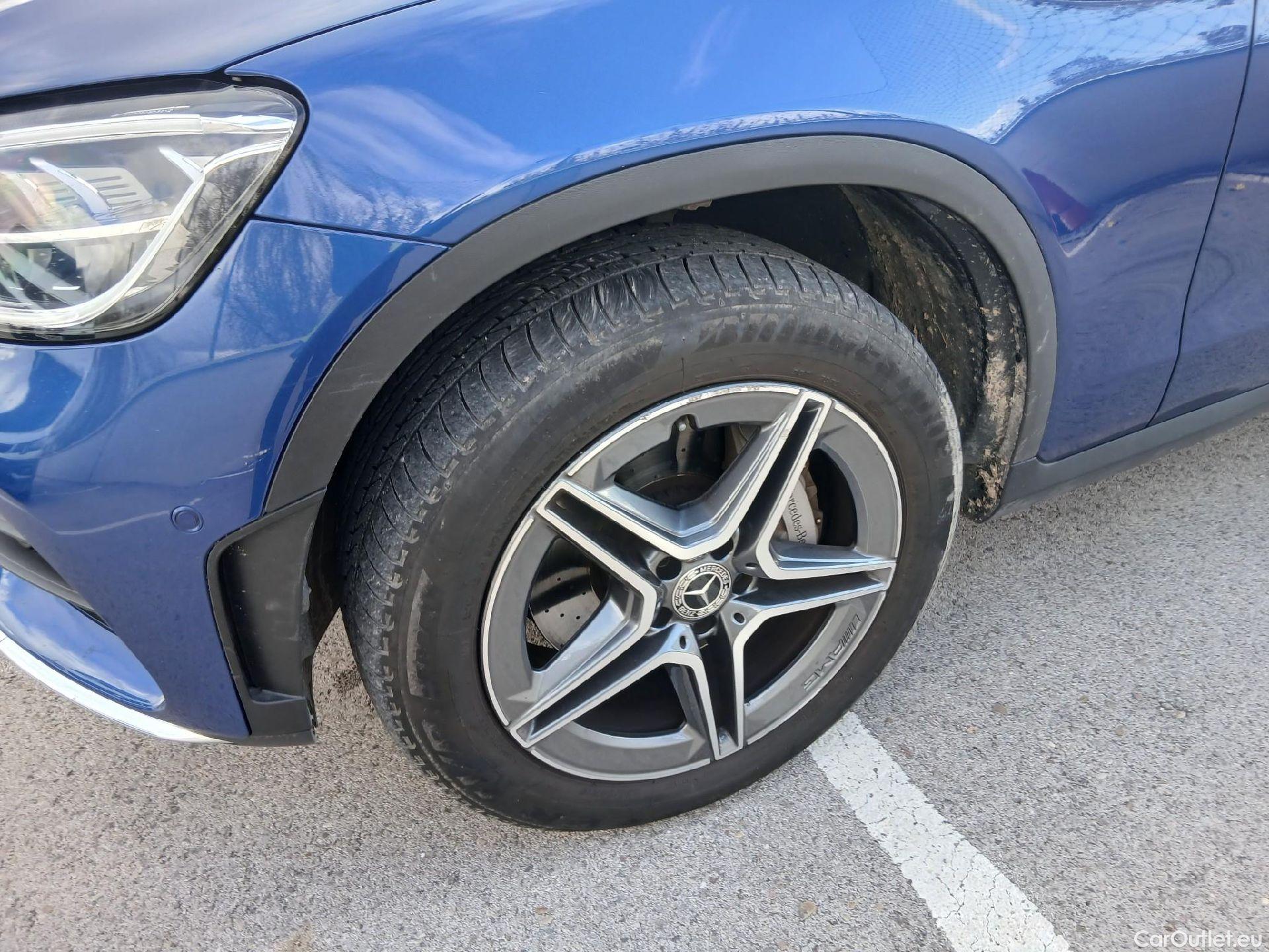  Mercedes  G-Klasee MERCEDES-BENZ GLC Coupé / 2019 / 5P / coupé GLC 300 de 4MATIC #7