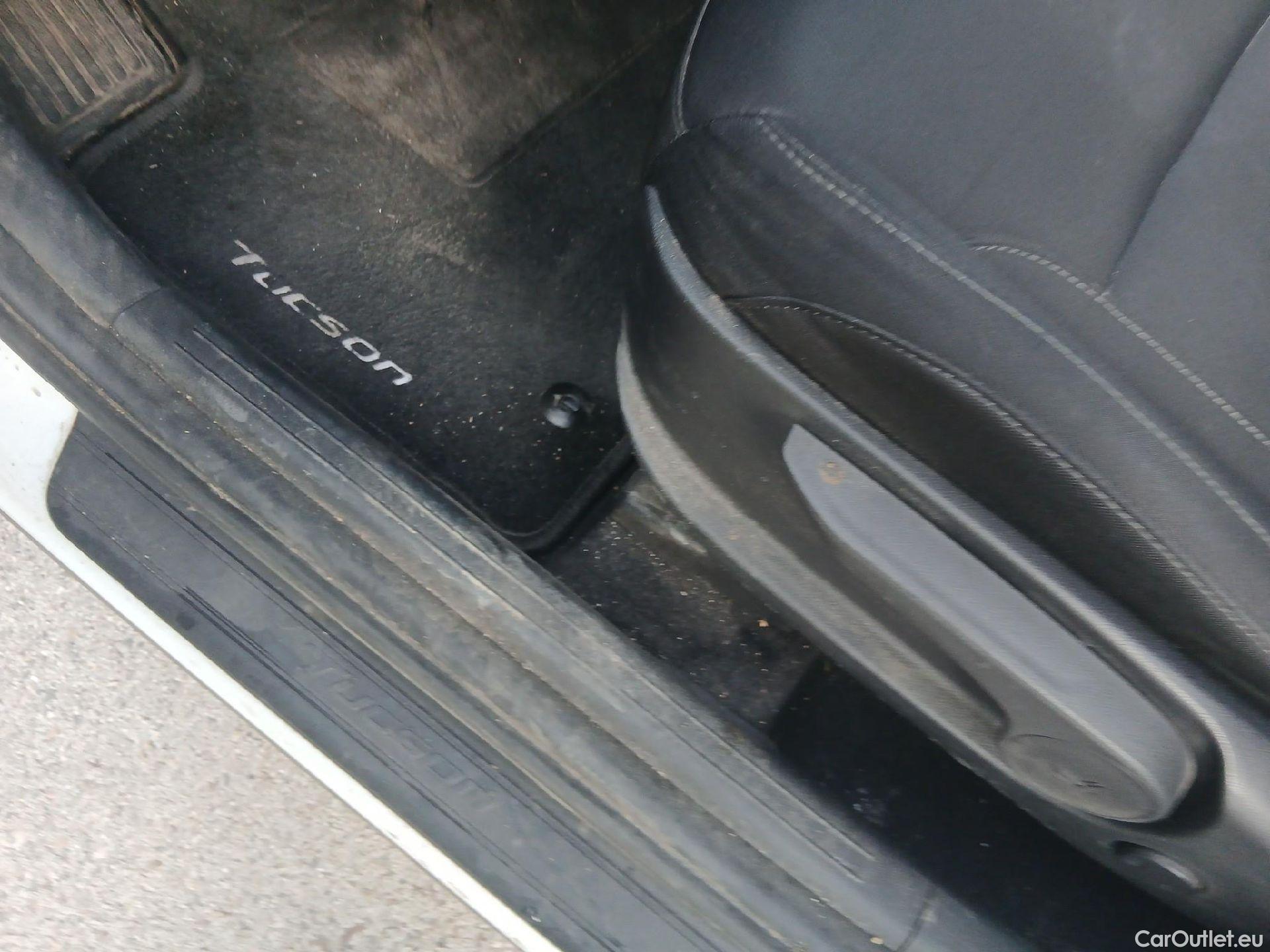  Hyundai  Tucson HYUNDAI  / 2020 / 5P / todoterreno 1.6 CRDI 85kW (115CV) Maxx #6