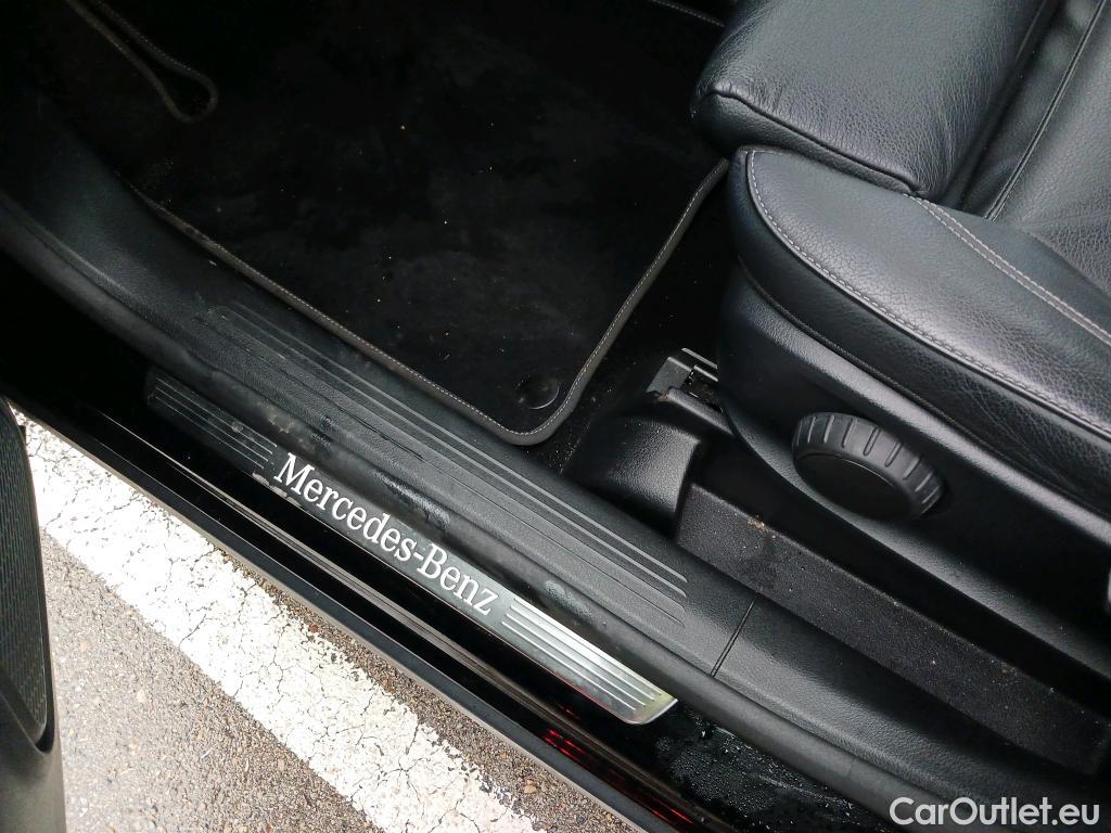  Mercedes  GLA MERCEDES-BENZ  / 2020 / 5P / todoterreno  200 D #35