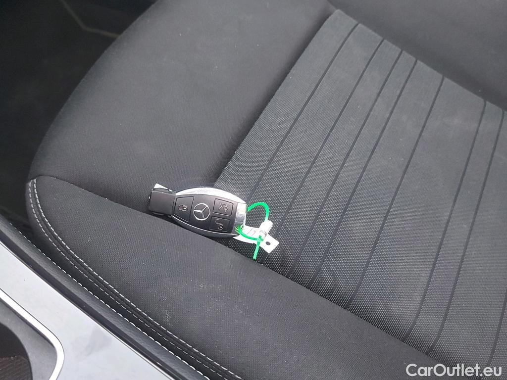  Mercedes  G-Klasee MERCEDES-BENZ Clase GLC / 2015 / 5P / todoterreno GLC 220 d 4MATIC #4