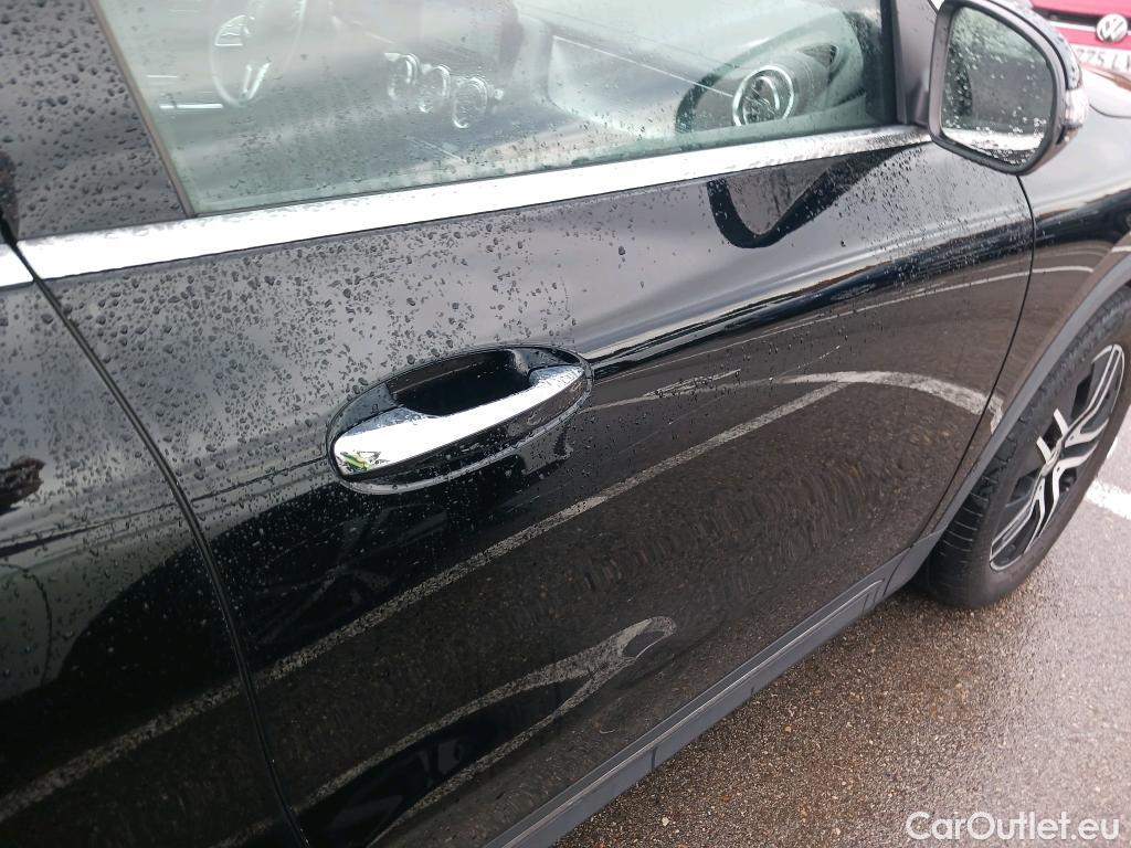  Mercedes  GLA MERCEDES-BENZ  / 2020 / 5P / todoterreno  200 D #5