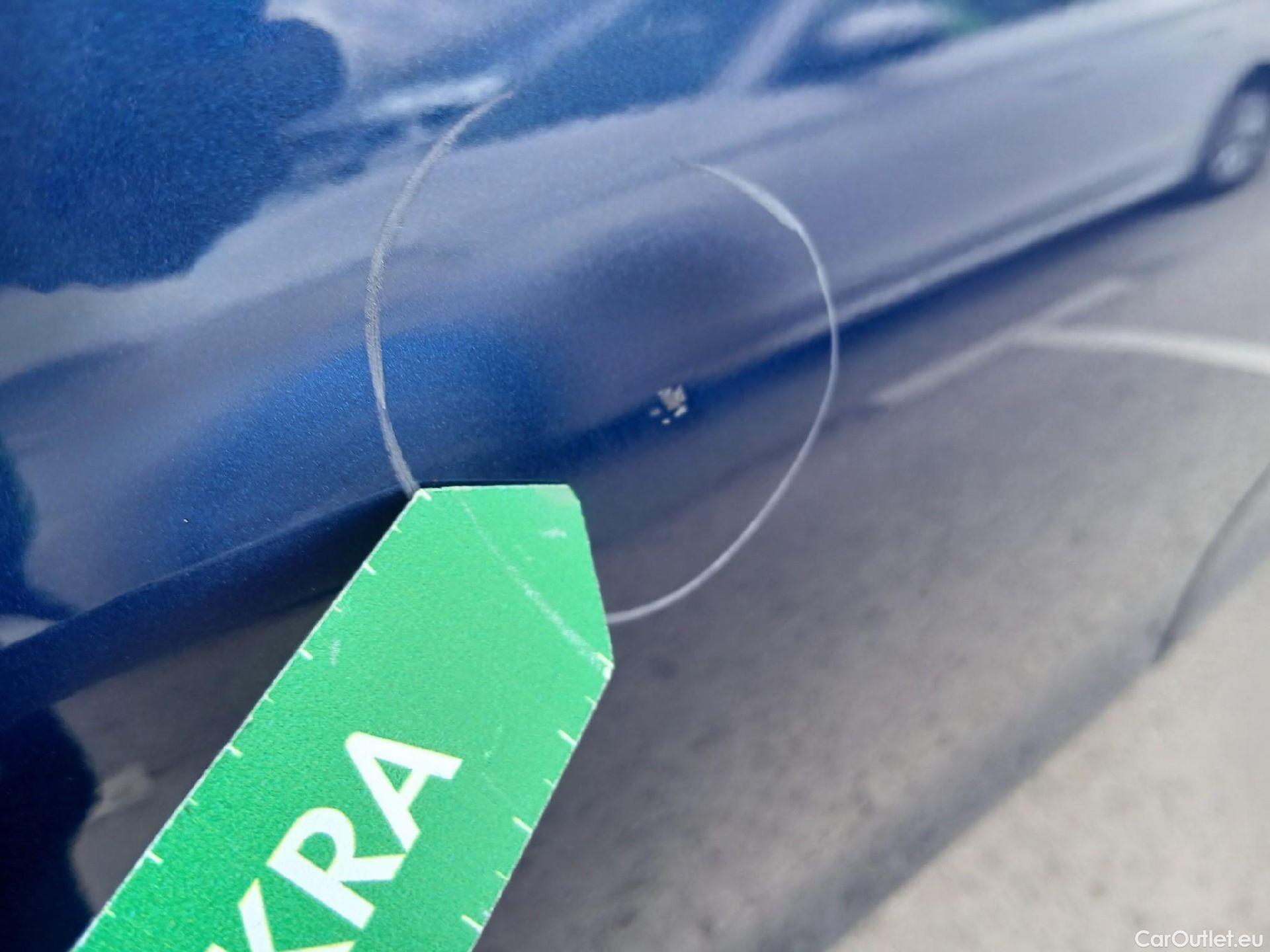  Mercedes  G-Klasee MERCEDES-BENZ GLC Coupé / 2019 / 5P / coupé GLC 300 de 4MATIC #26