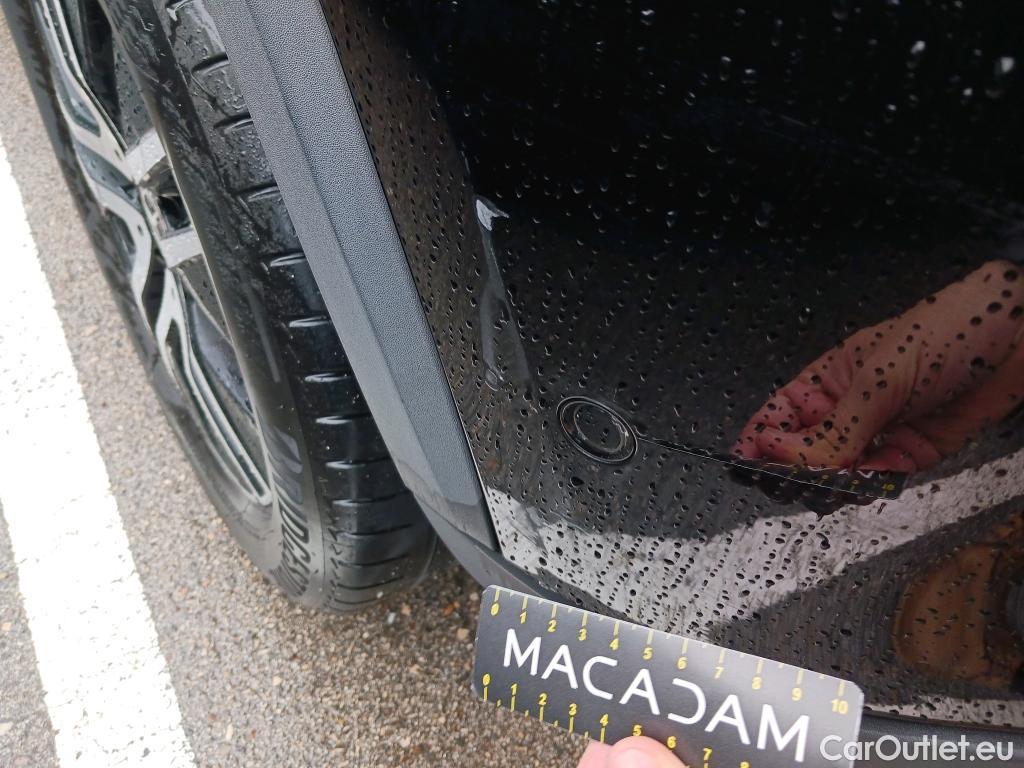  Mercedes  GLA MERCEDES-BENZ  / 2020 / 5P / todoterreno  200 D #26