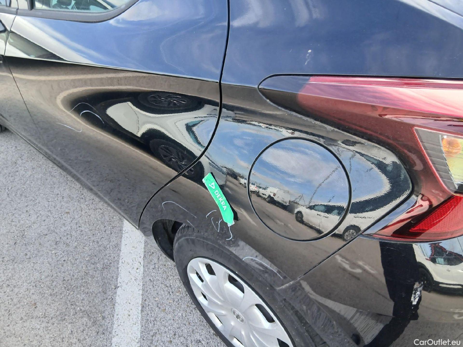  Nissan  Micra NISSAN  / 2017 / 5P / berlina con portón IG-T 68 kW (92 CV) E6D-F Acenta Sprint #19