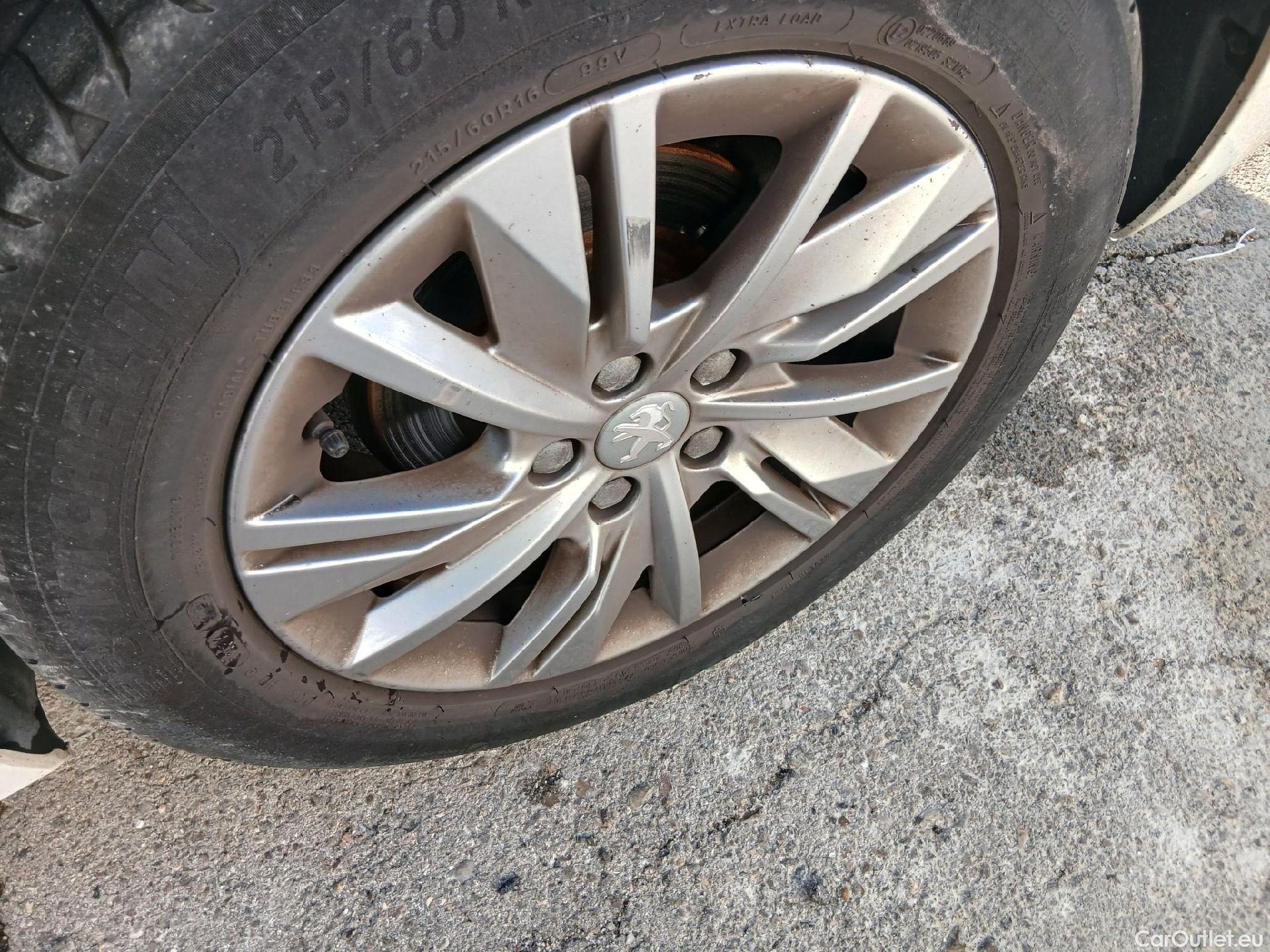  Peugeot  508 PEUGEOT  / 2018 / 5P / berlina con portón 5P Business Line BlueHDi 96kW S&S 6vel #7