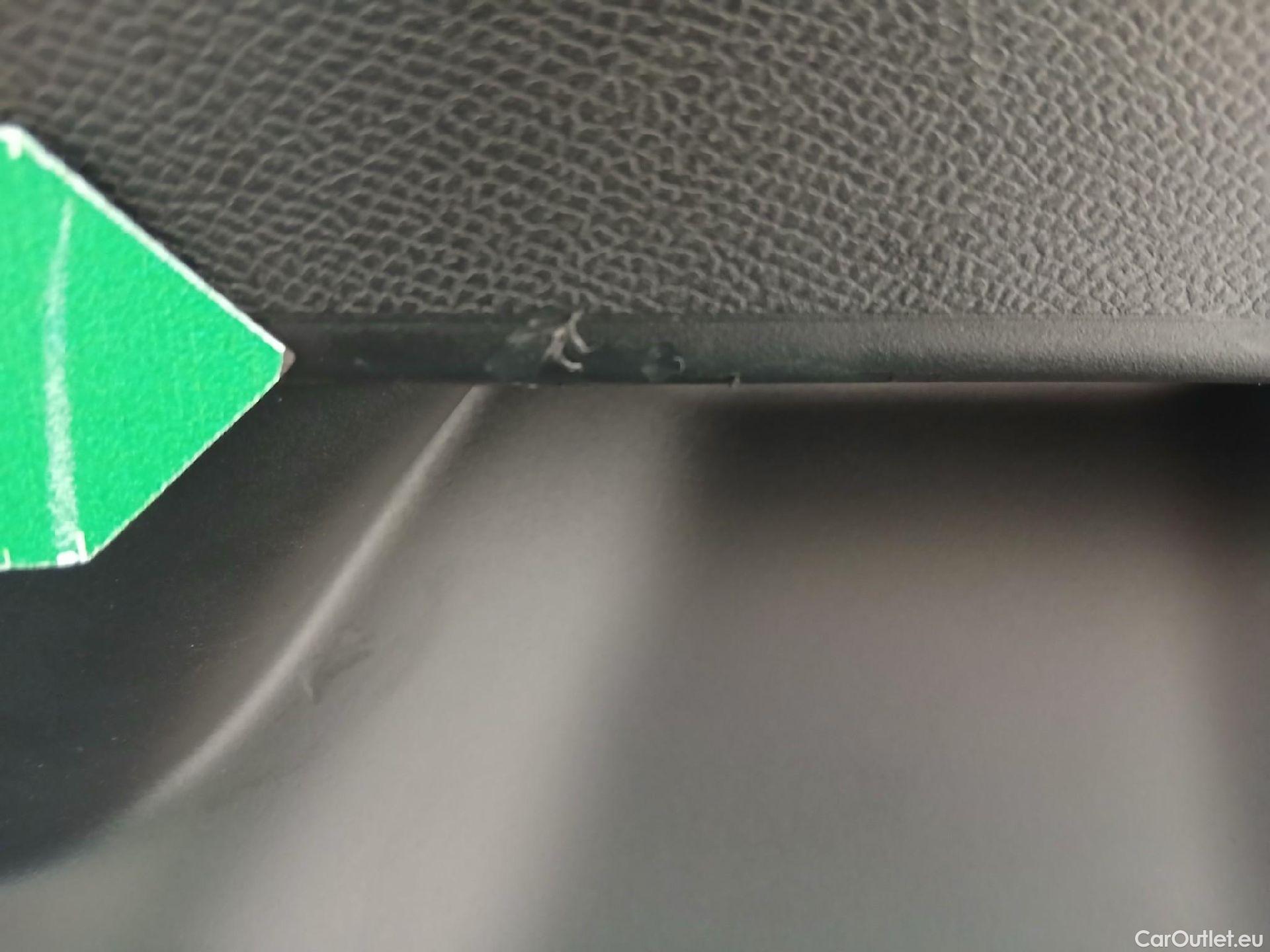  Opel  Corsa OPEL  / 2019 / 5P / berlina con portón 1.2T XHL 74kW (100CV) Edition #7