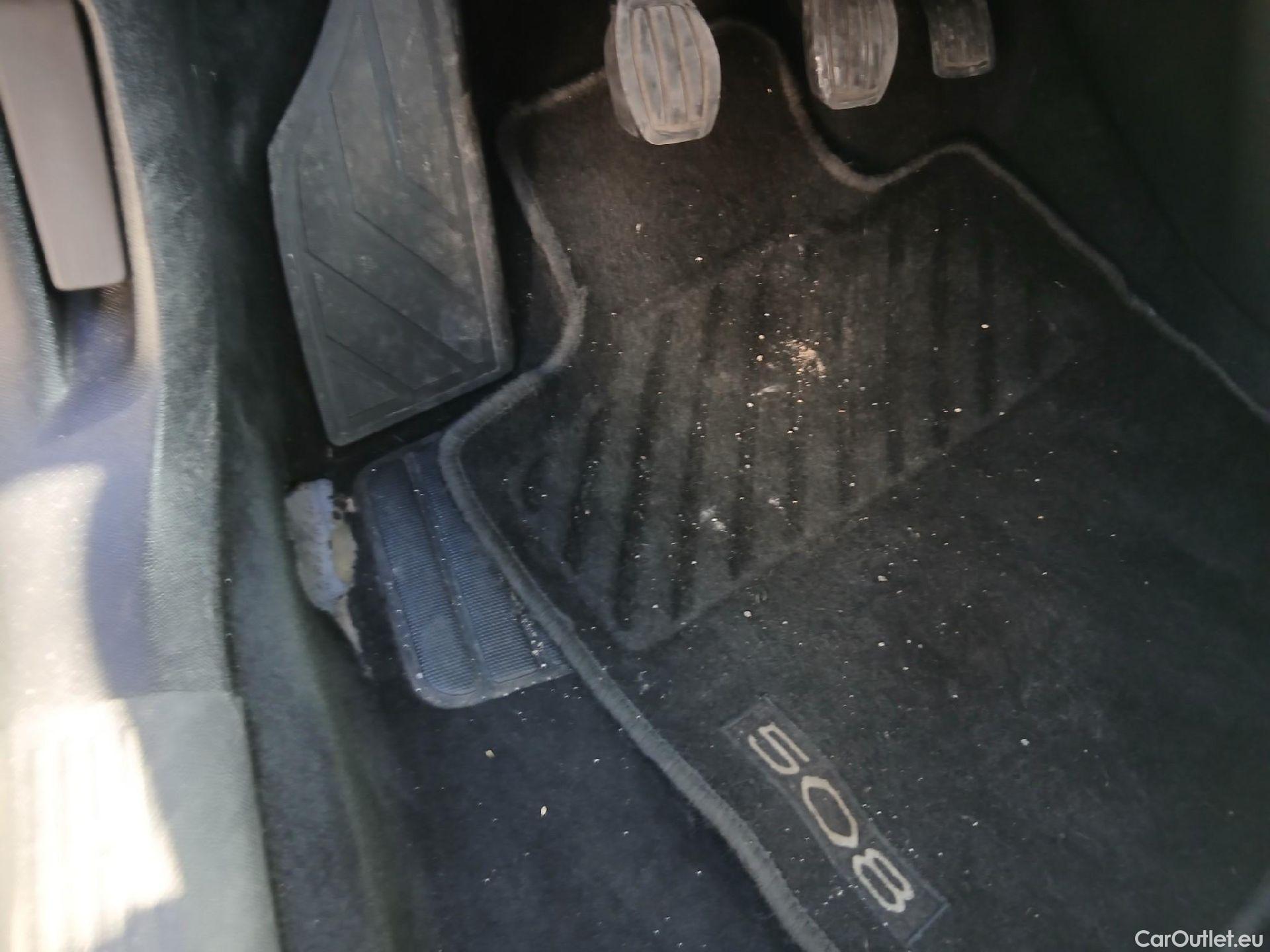  Peugeot  508 PEUGEOT  / 2018 / 5P / berlina con portón 5P Business Line BlueHDi 96kW S&S 6vel #3